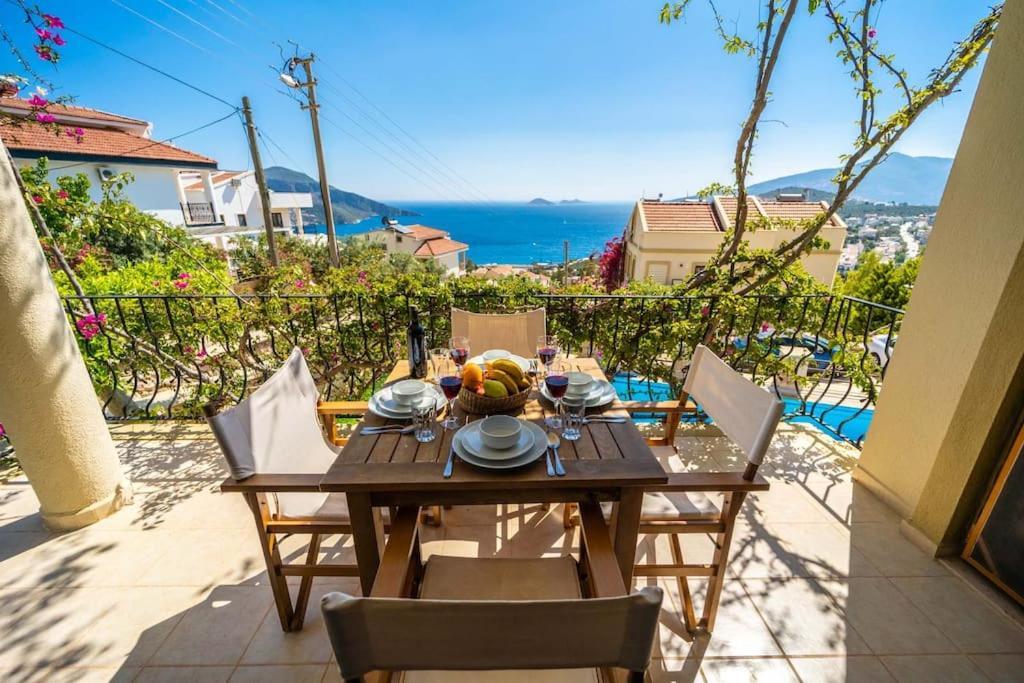 Azure Apartment With Sea View In Kalkan Buitenkant foto