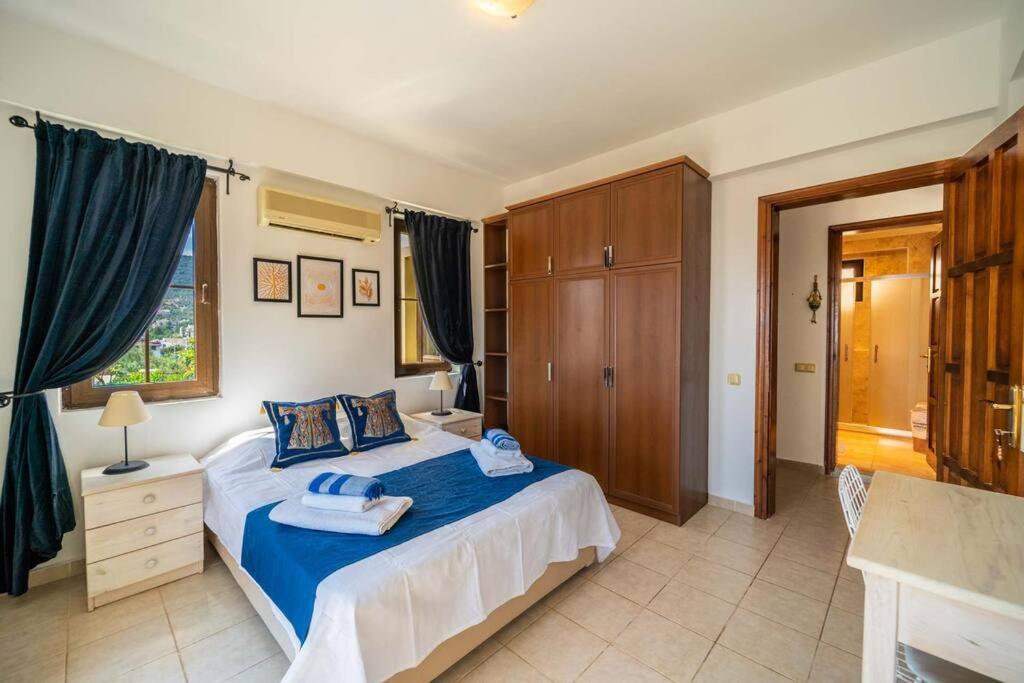 Azure Apartment With Sea View In Kalkan Buitenkant foto