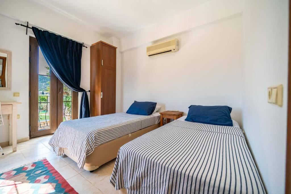 Azure Apartment With Sea View In Kalkan Buitenkant foto