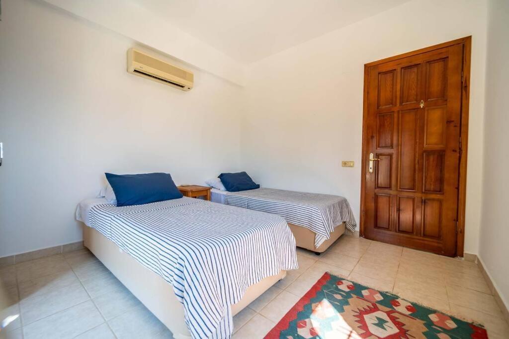 Azure Apartment With Sea View In Kalkan Buitenkant foto