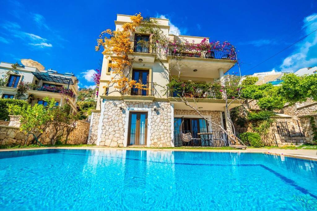 Azure Apartment With Sea View In Kalkan Buitenkant foto