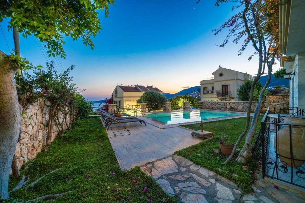Azure Apartment With Sea View In Kalkan Buitenkant foto
