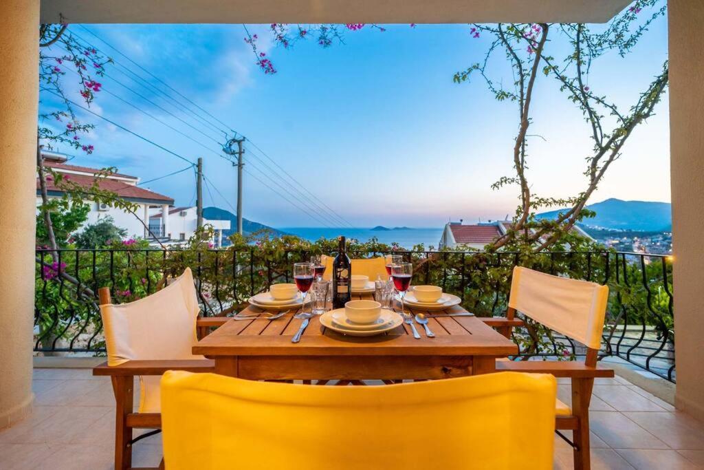 Azure Apartment With Sea View In Kalkan Buitenkant foto